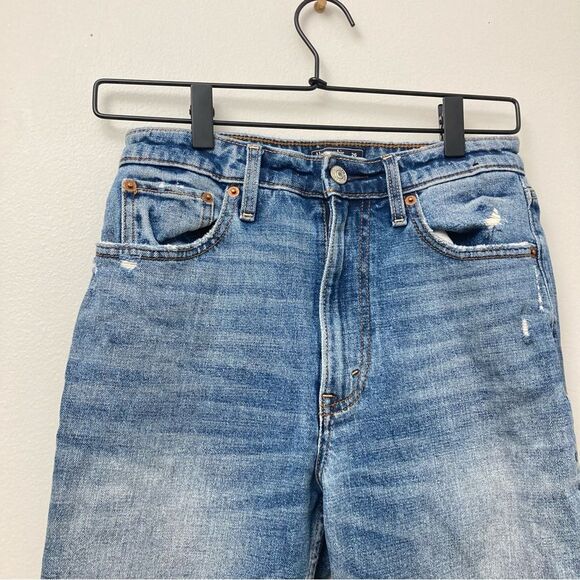 Abercrombie Zoe Straight Ankle Jeans - Picture 4 of 5